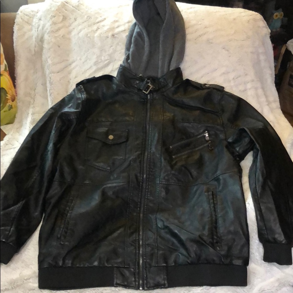Men’s Hooded Leather Jacket!